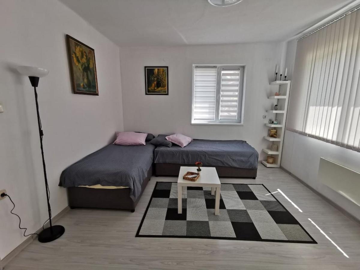 Mira Home Veliko Tarnovo Eksteriør billede